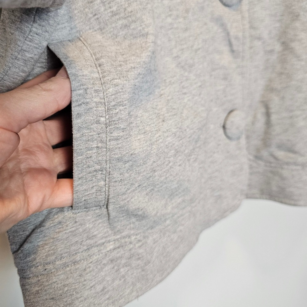 Fossil NEW Gray Button Short Sleeve Top Jacket Cropped Boxy Pockets‎ Size Medium - Picture 4 of 9